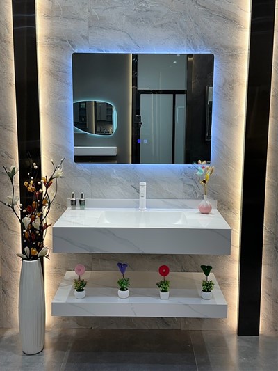 Шкаф для хранения вещей в ванной комнате